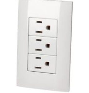 PLACA CON 3 CONTACTOS, COLOR BLANCO